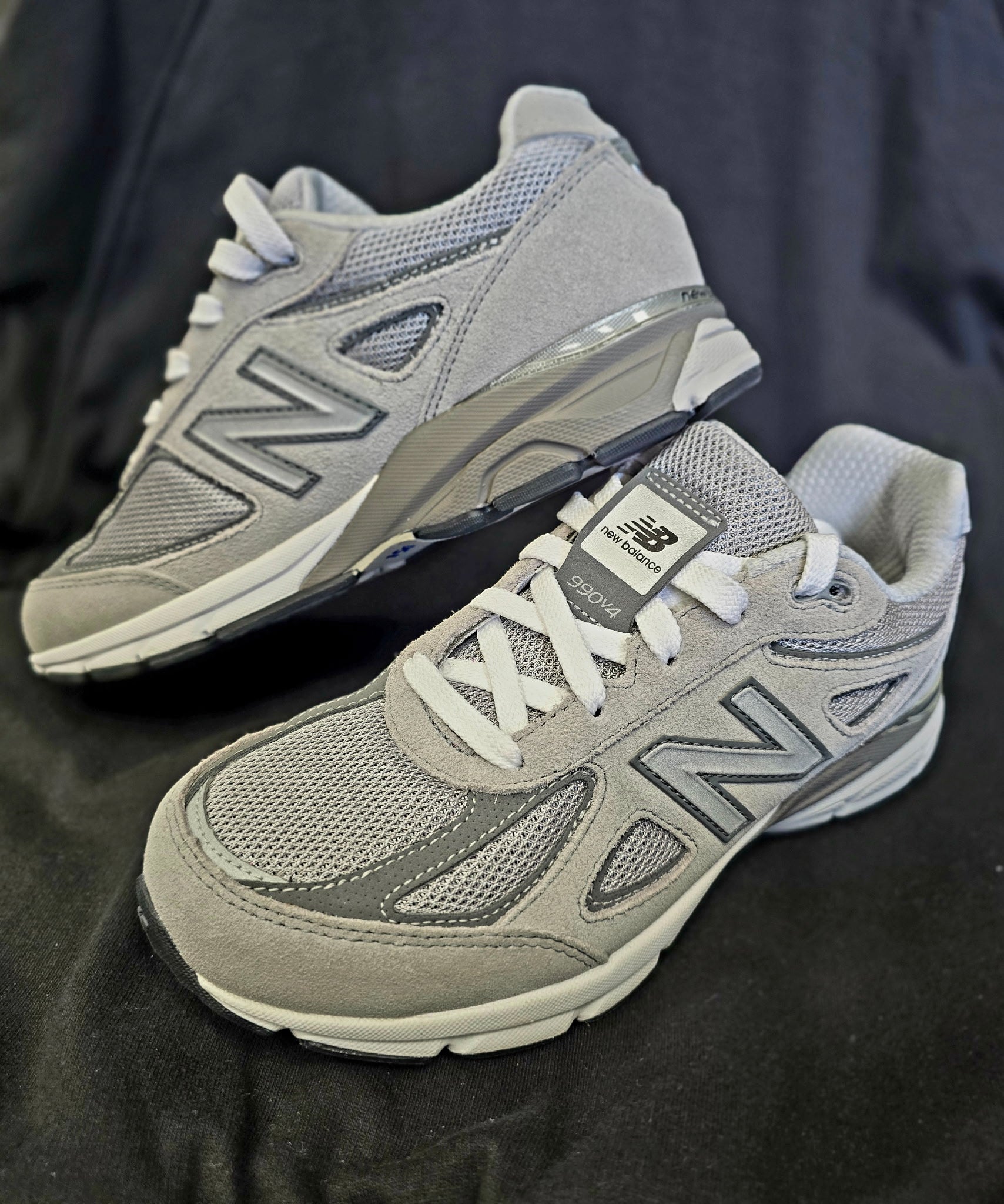 New Balance 99OV4